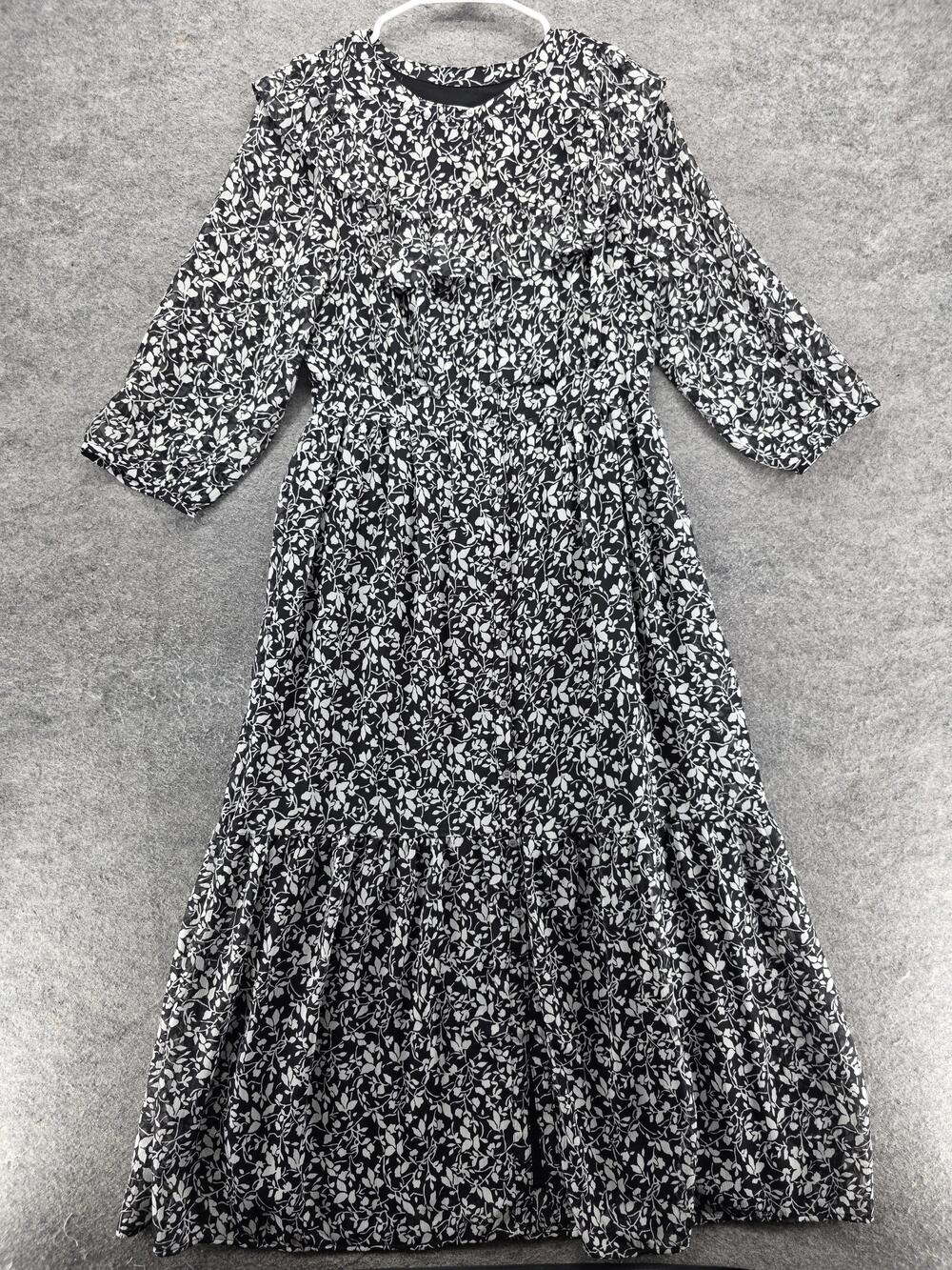 LOFT Dress Womens Medium Black White Floral 3/4 Sleeve Midi Tiered Fit Flare